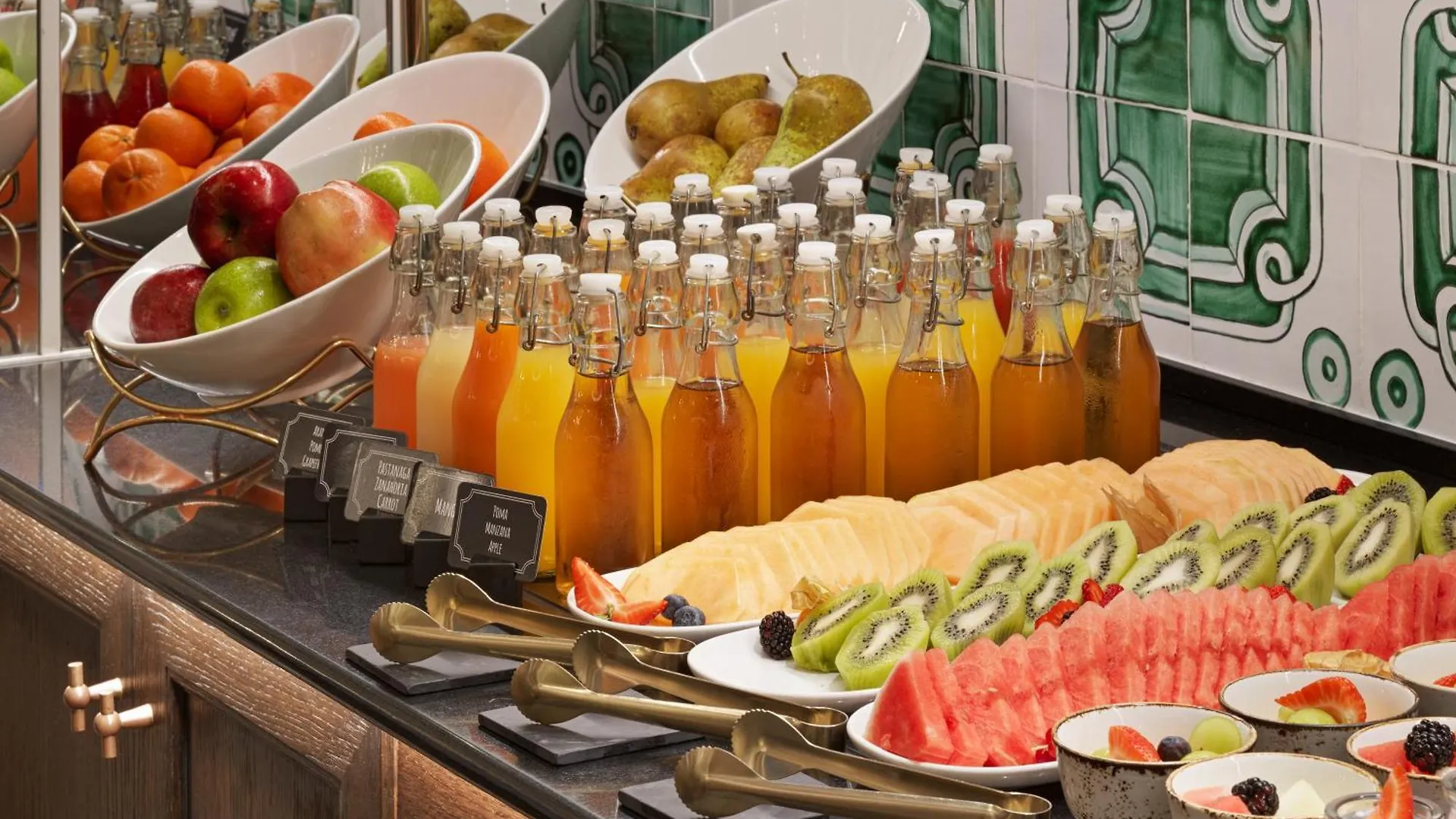 Hotel H10 Madison 4* Sup Barcelona 4*,  Španělsko